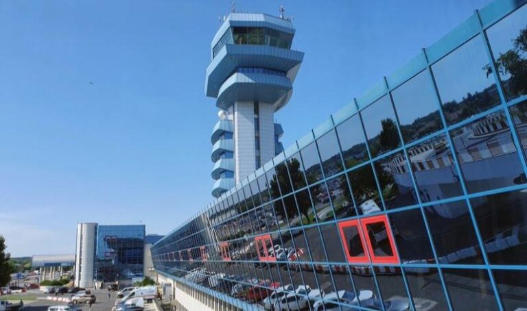 Dronă civilă observată de echipajul unui avion care ateriza, lângă Aeroportul Henri Coandă din București. „A fost declanșată o anchetă”