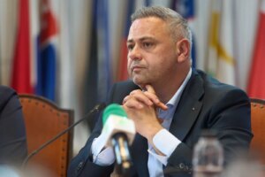 Ministrul Agriculturii revine cu datele, în scandalul generat de declarațiile sale despre avocado: Prezintă datele complete ale importurilor