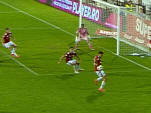 Controversă la Galați! Universitatea Craiova a cerut penalty în prelungiri: ”Nu se mai ducea mingea”