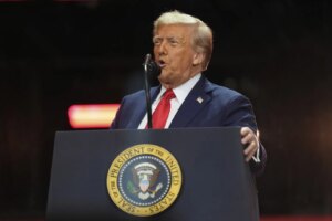 VIDEO Donald Trump, la funeraliile lui Charlie Kirk: ‘Nu am fost de acord cu el, eu îmi urăsc toți adversarii. Glonțul acela a fost îndreptat spre fiecare dintre noi’