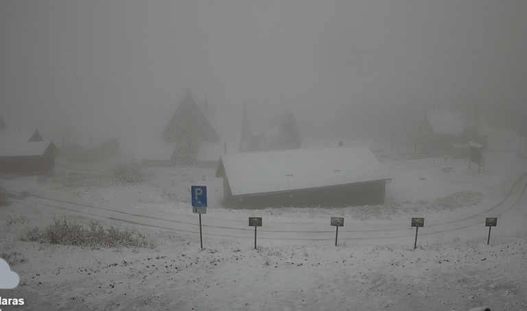 VIDEO. Ninge ca-n povești în câteva localități și zone montane din România
