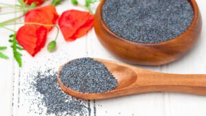 Loturi de semințe de mac, retrase de pe rafturile magazinelor. Depășesc concentraţia de alcaloizi de opiu. FOTO