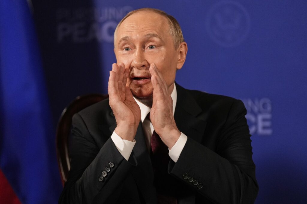 „Nu e o problemă pentru noi” dacă SUA refuză să prelungească tratatul New START, spune Putin. „Rusia continuă să dezvolte și să testeze arme nucleare de nouă generație”