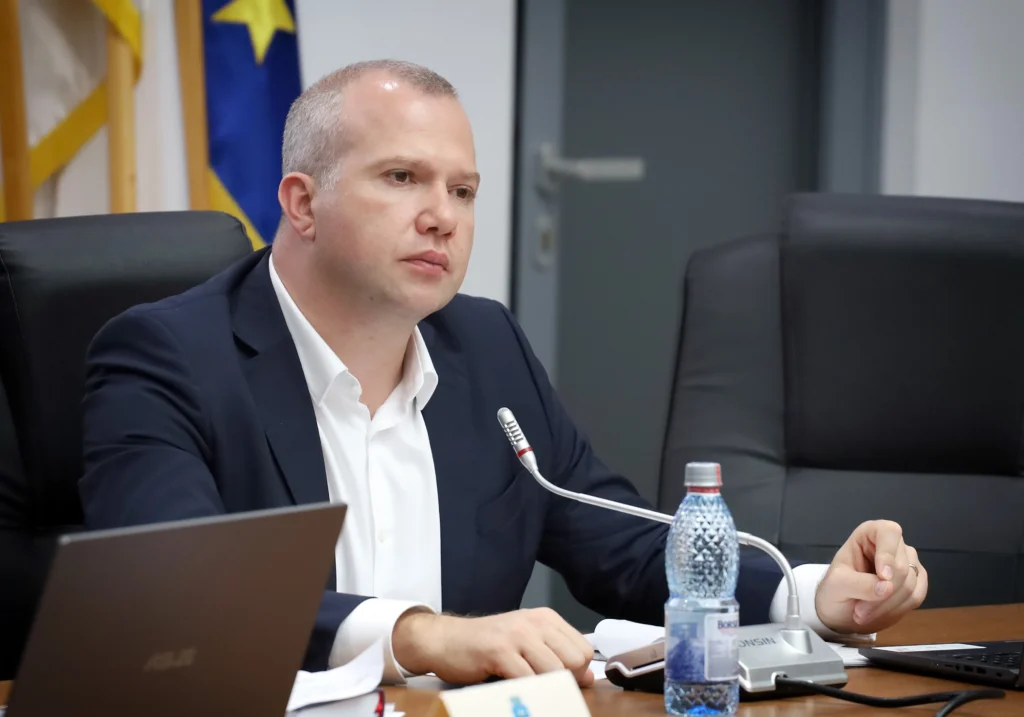 Vicepreşedintele PSD, despre amânarea Ordonanţei 52: ‘E efectiv de noaptea minţii ce se întâmplă’