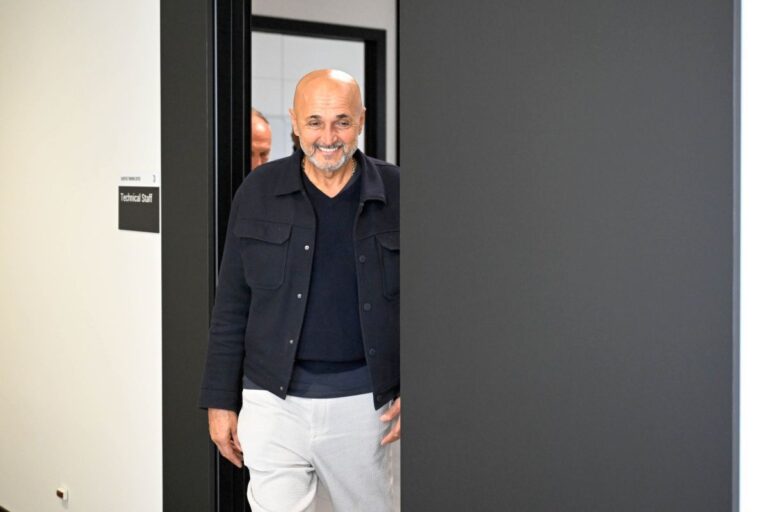 Juventus și-a prezentat oficial noul antrenor