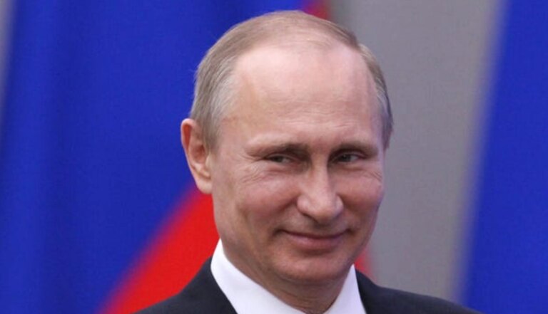 Scandal uriaș la Berlin: Un dirijor german a fost decorat de Vladimir Putin, iar acum parlamentarii sunt furioși