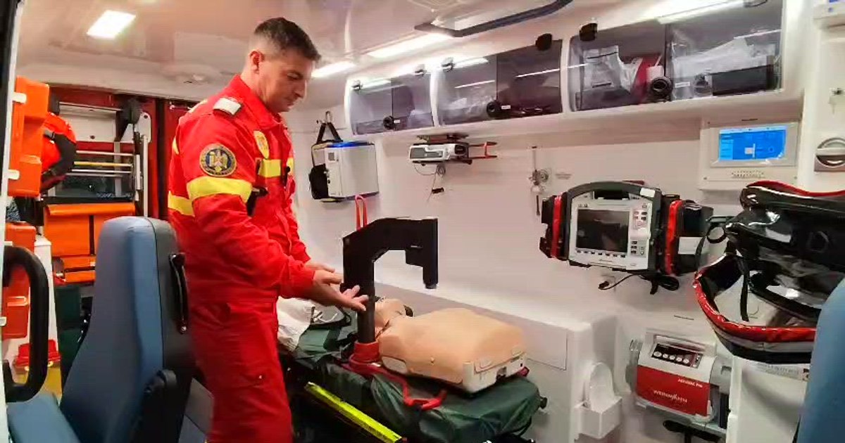 Aparatură care resuscitează automat pacientul. Noile autospeciale cu dotări de top vor ajunge la echipajele SMURD. Cum funcționează dispozitivele