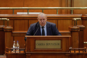 Liderul senatorilor PNL, după decizia CCR pe legea pensiilor private: „Va fi o prioritate, o să adaptăm textul”