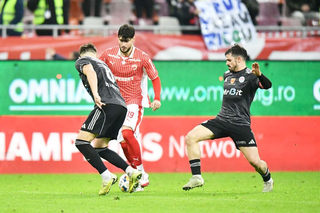 Debutant la Dinamo, Mazilu a recunoscut: „Nu mă așteptam să intru. Puțin cam repede”
