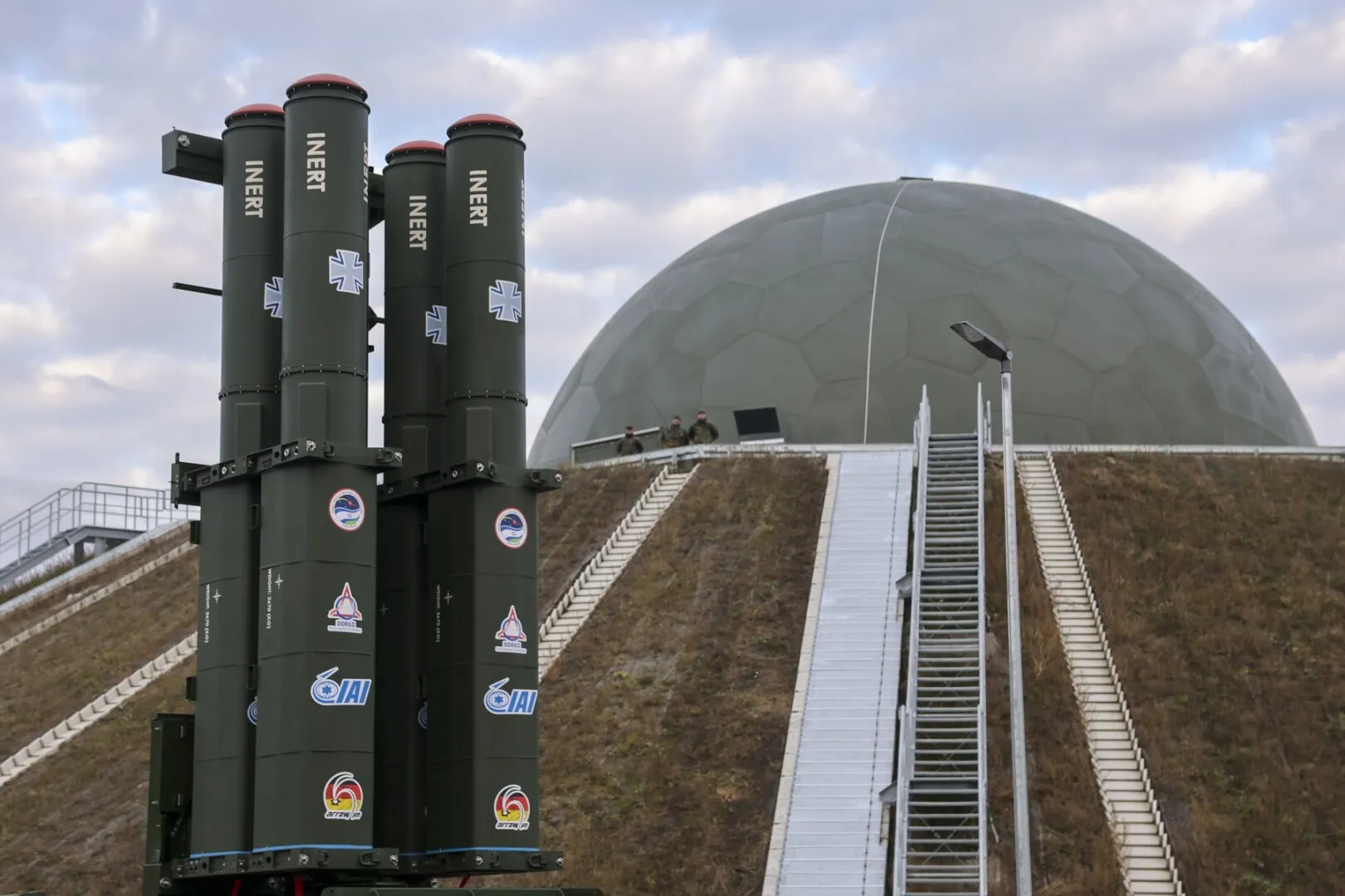 VIDEO Germania ridică celebrul scut Arrow: Este desfășurat pentru prima oară în afara Israelului