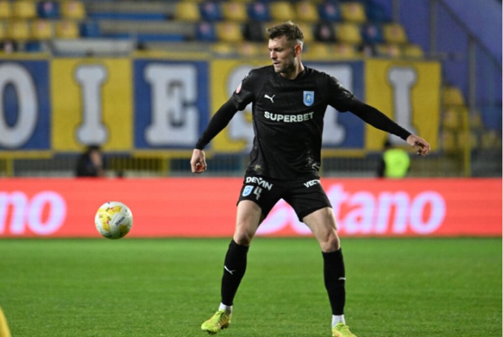 Entuziasm la cote înalte în Bănie, la 4-0 cu Petrolul: „Suntem și buni!”