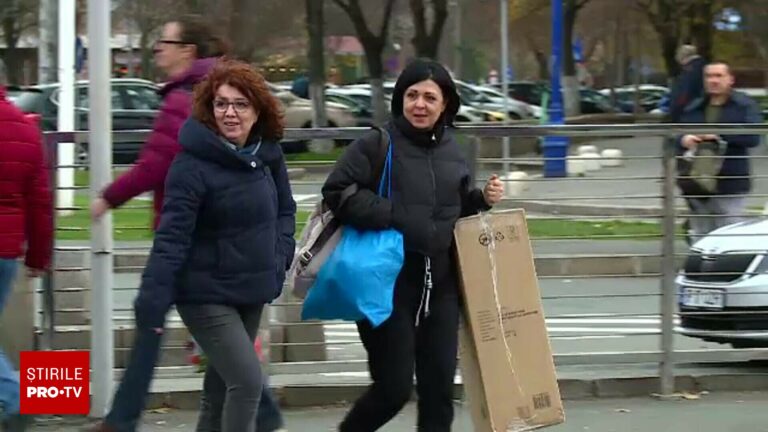 Românii devin mai prudenți și economisesc mai mult. Specialiștii avertizează că urmează o perioadă de stagnare