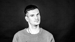 Tudor Chirilă înainte de alegeri: „Am luat programele primilor cinci candidați, le-am introdus în ChatGPT și Gemini, mi-am făcut profilul de alegător”