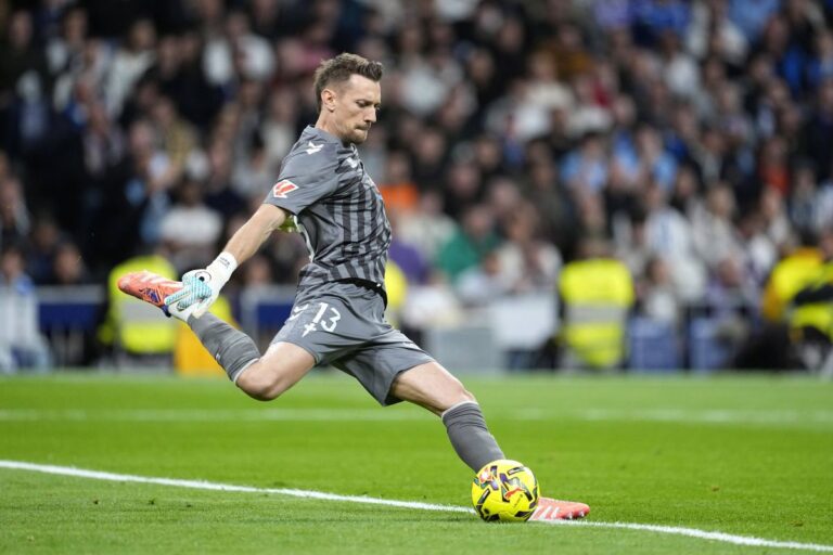 Ionuț Radu, meci perfect împotriva lui Real Madrid! » I-a încântat pe spanioli: „Colegii îl scot pe brațe”