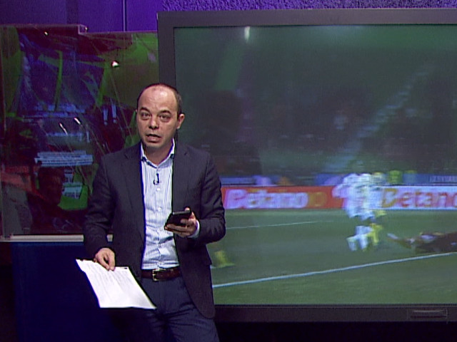 Verdictul specialistului! Marius Avram, despre faza controversată de la Arad: ”N-a văzut că e în careu!”