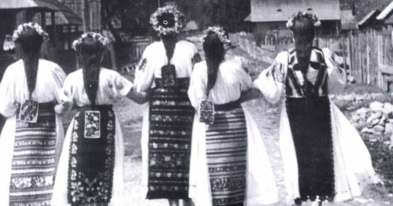 Cum să-ți faci părul ca o româncă autentică. Pieptănăturile și împletiturile tradiționale românești și balsamul neaoș pentru un păr lucios