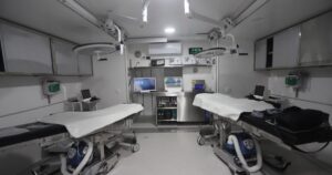 Războiul a intrat în era camuflajului și mobilității totale. Cum funcționează unitățile medicale pe roți