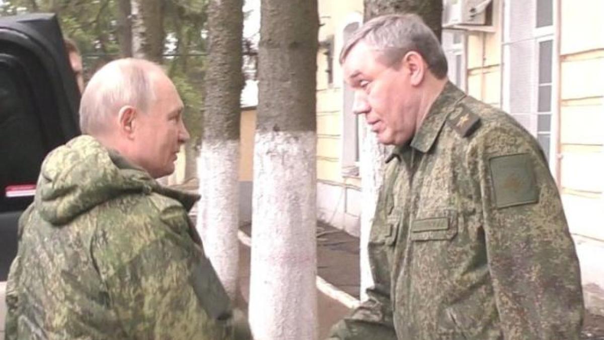Forțele ucrainene, în situație „critică“ în Donbas, anunță Valeri Gherasimov