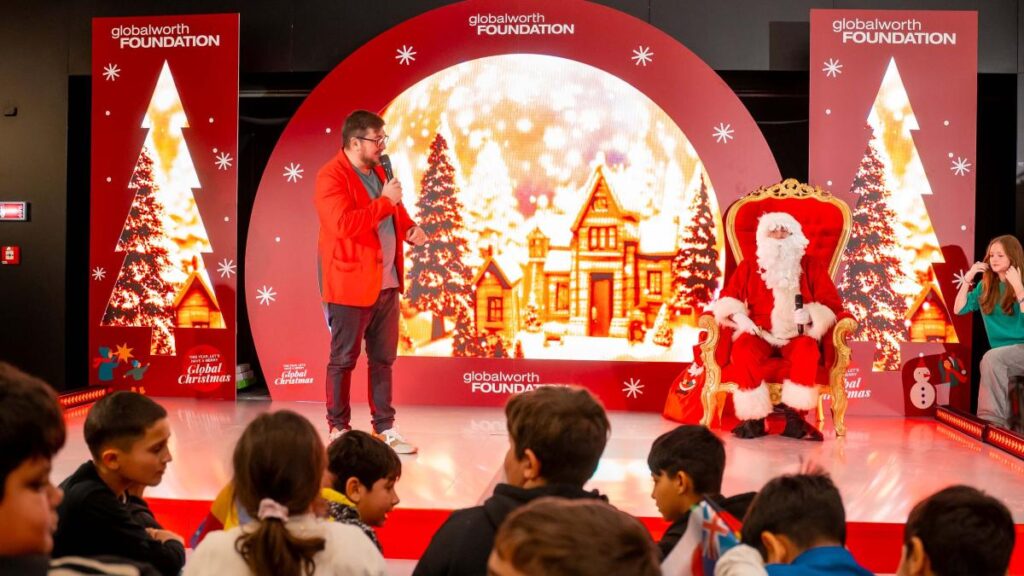 Fundația Globalworth și Asociația Casa Bună au adus magia Crăciunului din întreaga lume pentru 200 de copii din medii vulnerabile