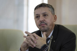 Ministrul Educaţiei, întrebat dacă intenţionează să plece din funcţie: E un lucru la care mă gândesc în aceste zile