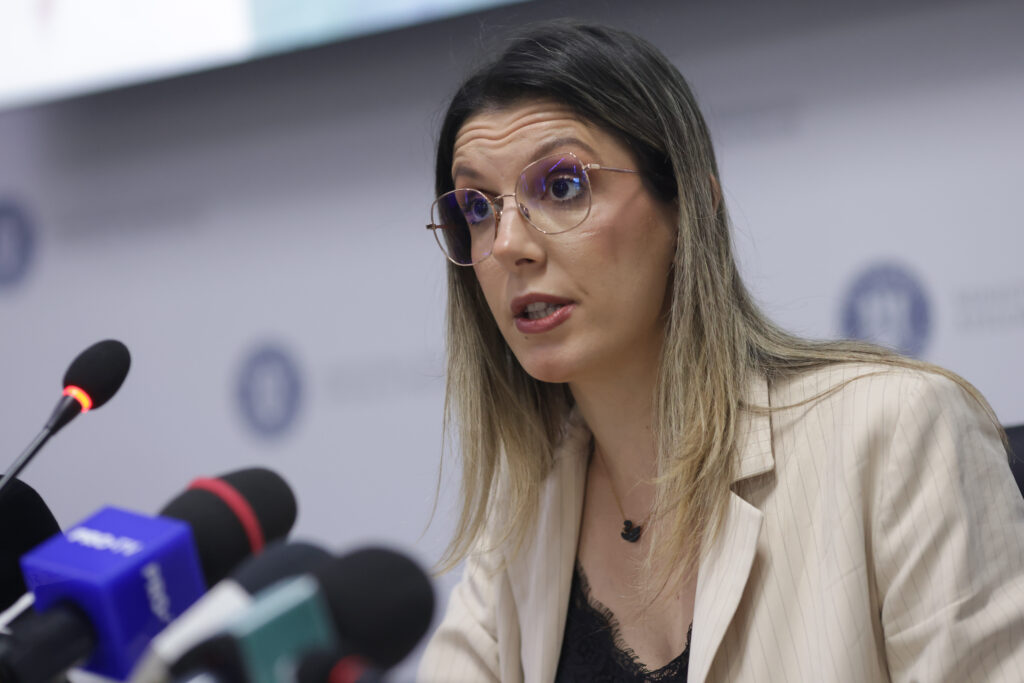 FOTO Echipamentul „ultra modern” cu care ministrul Diana Buzoianu vrea să aducă „secolul XXI în activitatea de control a Gărzii de Mediu”