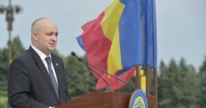 Comitetul privind monitorizarea Strategiei pentru combaterea antisemitismului condamnă atacurile antisemite împotriva lui Silviu Vexler