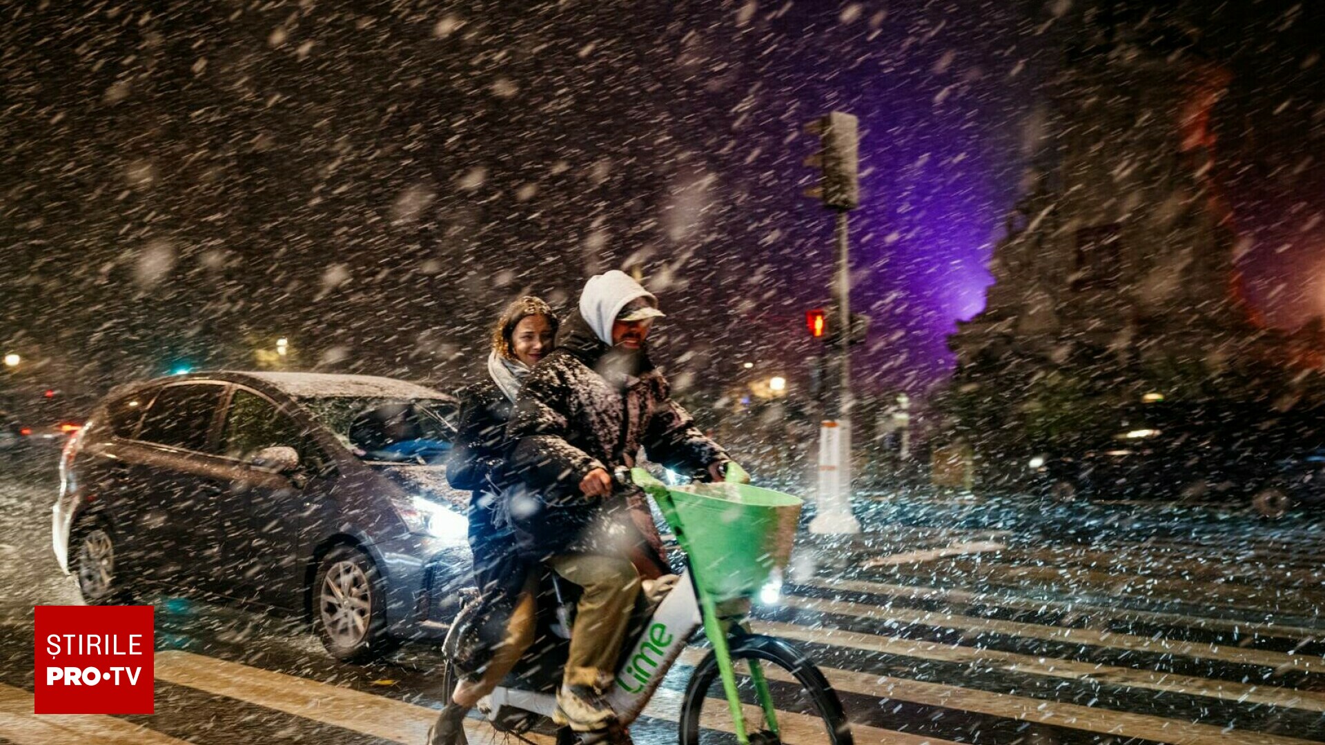 Crăciun cu zăpadă în România: ninsori, viscol și cod galben în 19 județe și în Capitală