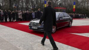 De ce a plecat Iohannis exact înainte de schimbarea lumii: 10 februarie, ziua în care a început totul