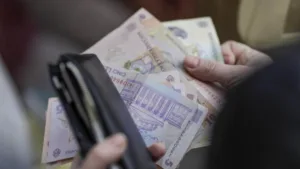 Când intră pensiile pe card în ianuarie 2026. Vești proaste pentru milioane de vârstnici