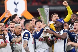 Colegul lui Drăgușin poate plăti scump » Motivul pentru care poate primi o suspendare severă