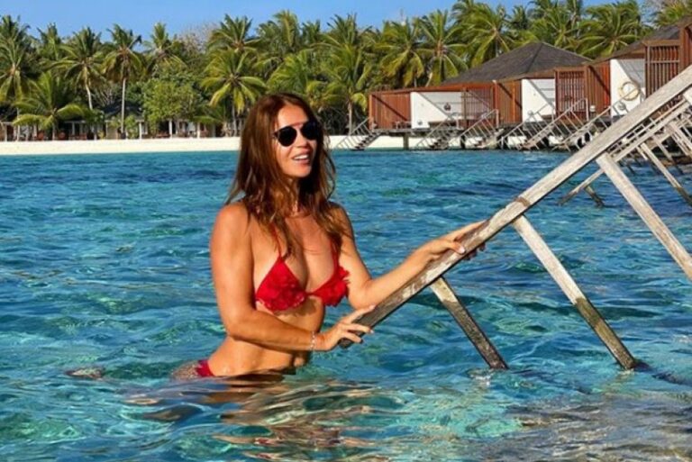 Adriana, soția lui Dan Petrescu, zi de naștere de lux la Dubai: „Vă iubesc”
