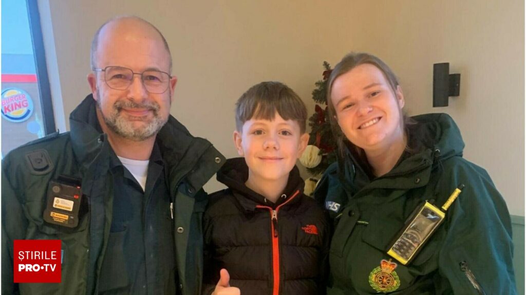 Un băiat de 12 ani a preluat controlul mașinii după ce mama lui a leșinat la volan, în UK: „A salvat atâtea vieți”
