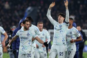 Răsturnare de situație: titularul lui Cristi Chivu nu mai pleacă! » Inter e gata să-i ofere încă doi ani de contract