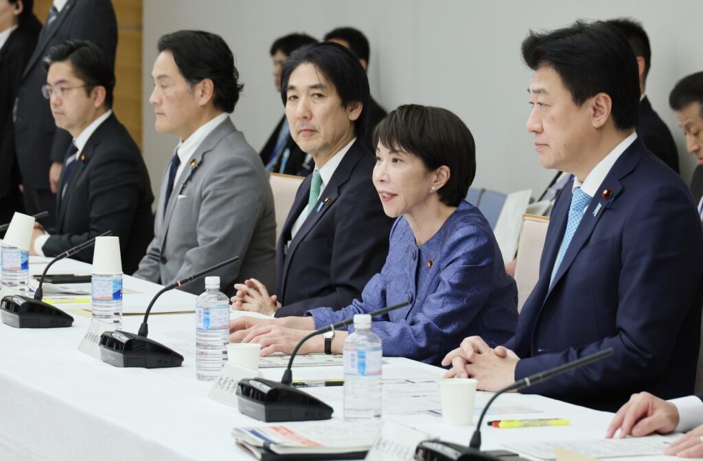 Numărul tot mai mare de femei a creat o problemă neobișnuită în parlamentul Japoniei