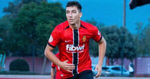 EXCLUSIV / Scenă halucinantă la CFR Cluj. Atacantul adus să-l înlocuiască pe Louis Munteanu, pus de patron să se dezbrace