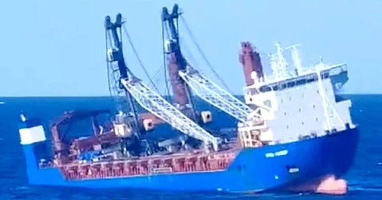 Misterul scufundării unei nave rusești ce transporta clandestin componente pentru reactoare nucleare. Ce au descoperit anchetatorii spanioli
