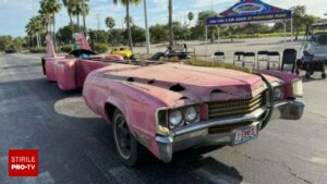 Cadillacul roz în formă de chitară al lui Elvis Presley, expus la Muzeul Auto din Orlando