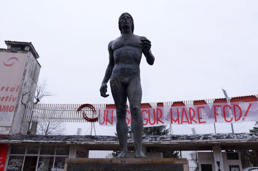 Se mută Patzaichin, Hîldan și Discobolul » Am aflat unde ajung statuile din Complexul Sportiv Dinamo