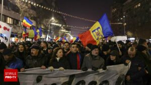 Protest în București față de măsurile luate de Guvern. Traficul spre Piaţa Victoriei este blocat pe un sens | FOTO