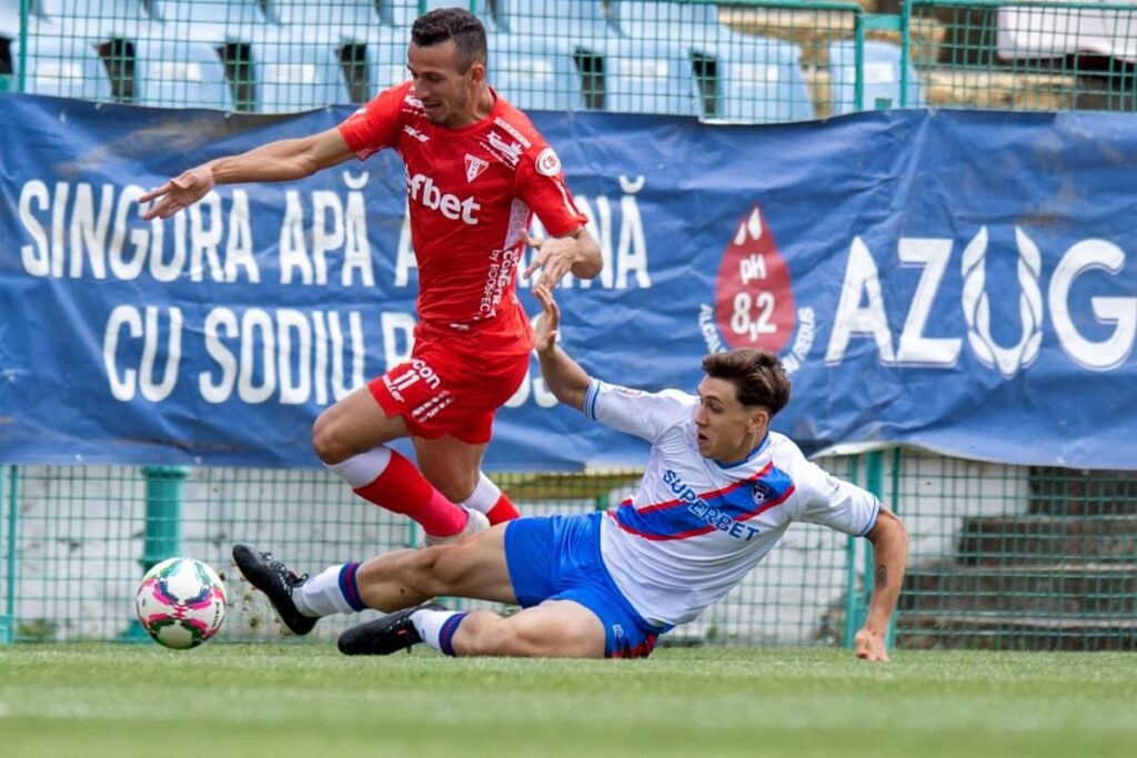 „Grealish” din Superliga! Noul transfer impresionează cu gambele lui masive și se prezintă: „Am venit la cea mai mare echipă din România”