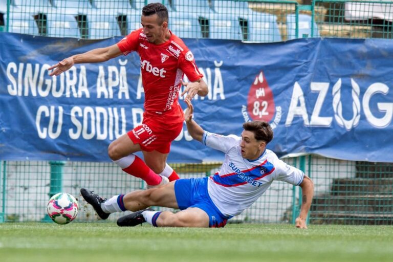 „Grealish” din Superliga! Noul transfer impresionează cu gambele lui masive și se prezintă: „Am venit la cea mai mare echipă din România”