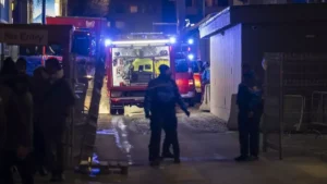 VIDEO Alertă la Forumul Economic Mondial: Invitații au fost evacuați tușind, după izbucnirea unui incendiu în apropiere