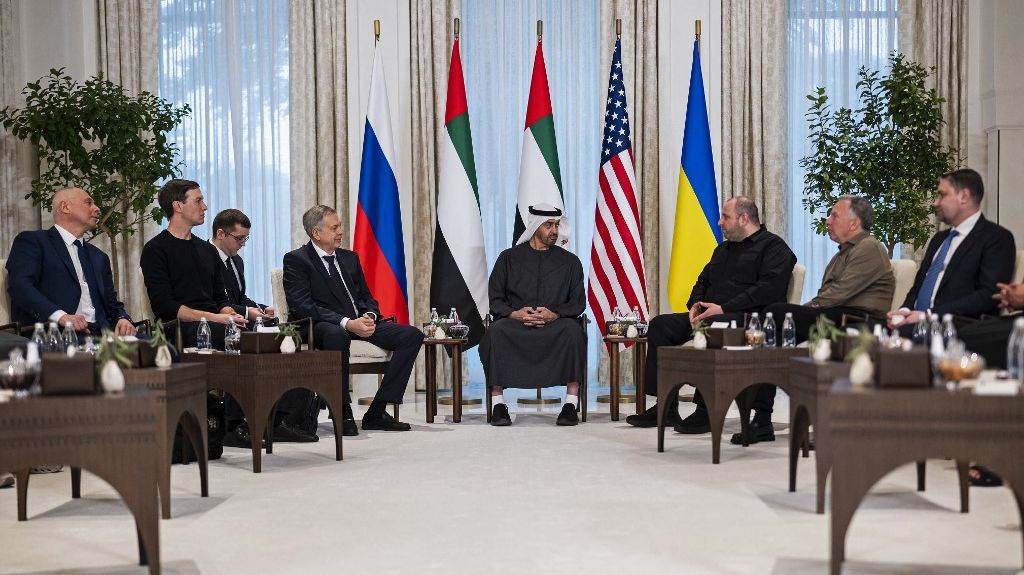 S-a încheiat prima zi de negocieri trilaterale de pace Ucraina-Rusia-SUA. în Emirate. Zelenski: Prea devreme pentru concluzii