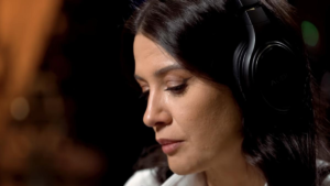 Jurnalista Iulia Pârlea a izbucnit în plâns, întrebată despre relația cu Alex Pițurcă: Grav, de la început până la sfârșit