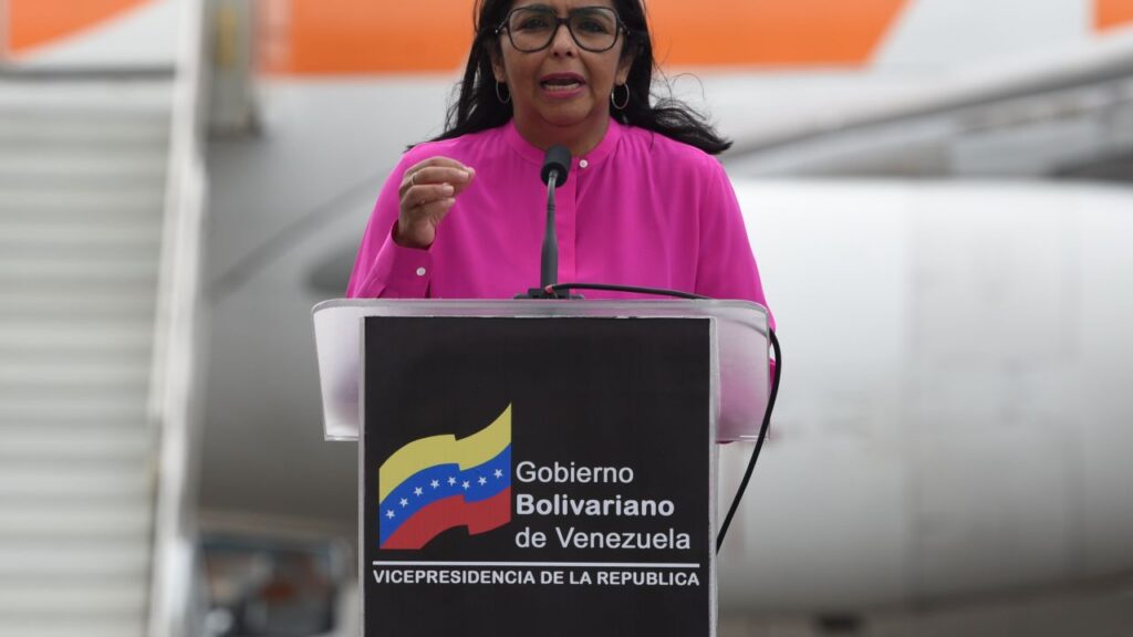 Zeci de deținuți politic, eliberați din Venezuela. Mai sunt încă mulți, iar familiile dorm în fața penitenciarelor