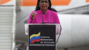 Zeci de deținuți politic, eliberați din Venezuela. Mai sunt încă mulți, iar familiile dorm în fața penitenciarelor