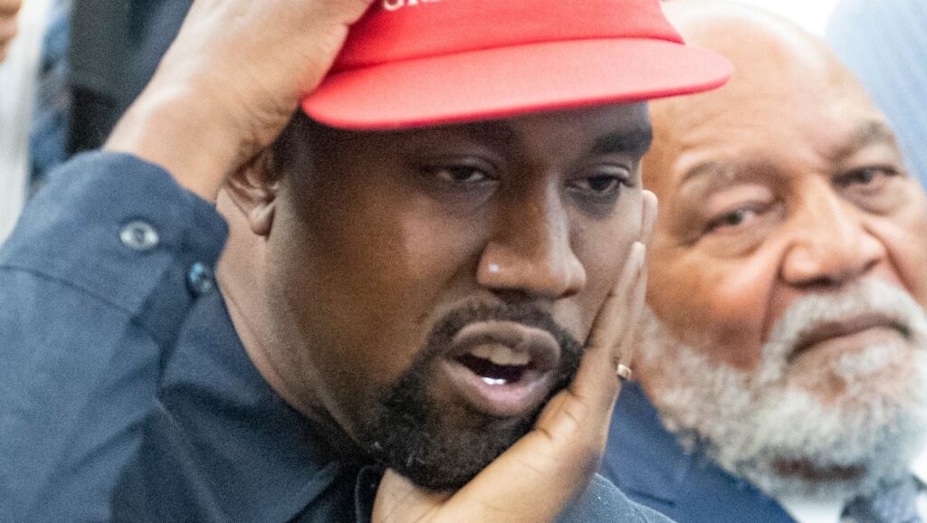 Kanye West spune după lansarea unui cântec de omagiere a lui Hitler că nu este nazist. Dă vina pe o boală psihică