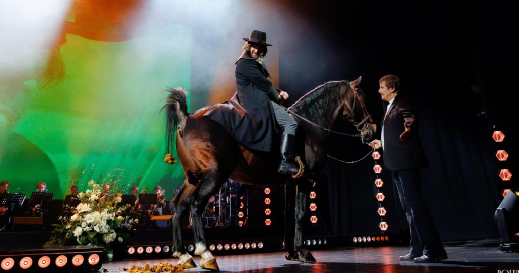 Mihai Bendeac, mesaj după apariția călare de la gala Florin Piersic: „Cum exact cred ei că a fost regizat?”