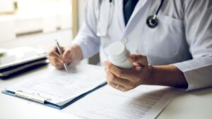 Studiu: Un supliment ieftin, consumat zilnic, ar putea avea beneficii surprinzătoare pentru sănătatea femeilor