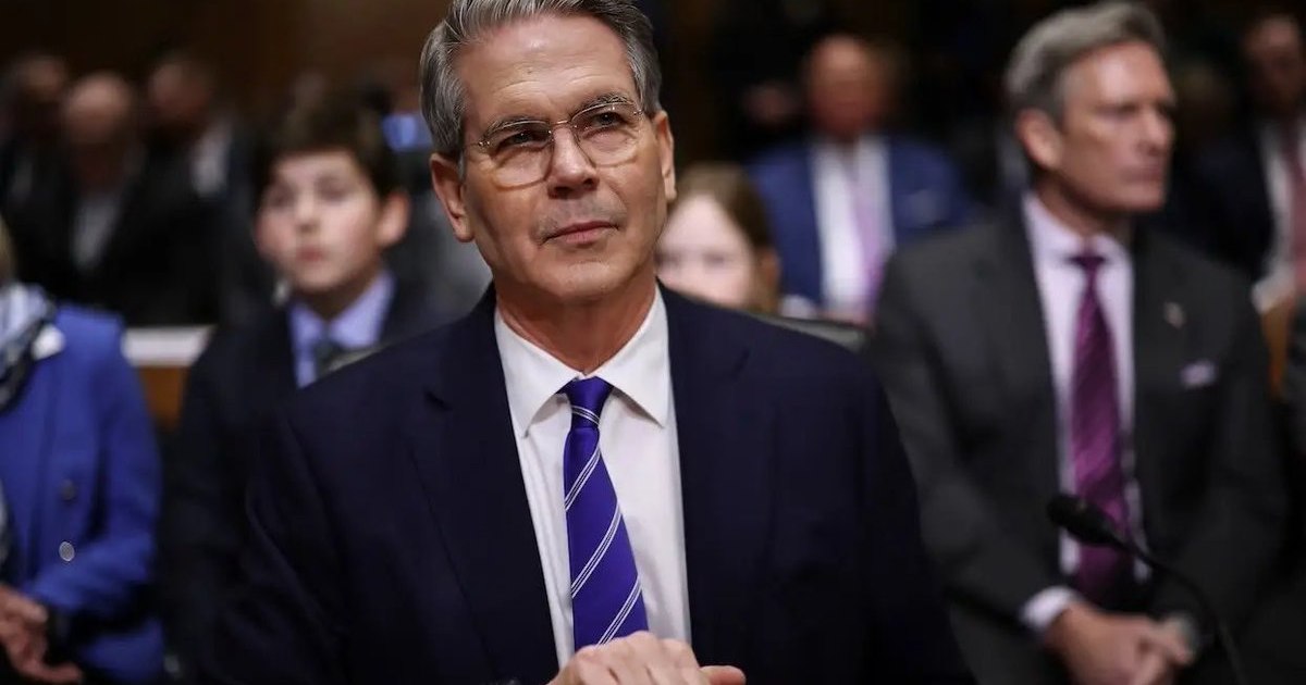 Elita iraniană ar fi transferat „1,5 miliarde de dolari în Dubai”. Secretarul Trezoreriei SUA: „Abandonează nava”